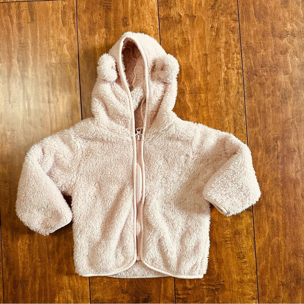 18-24 month pink Sherpa zip up
Hoodie with bear ears